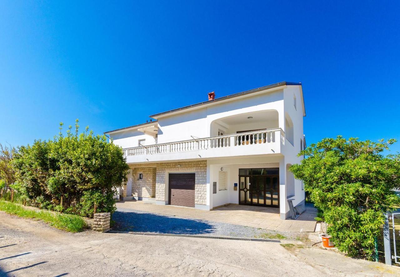 Apartments Slavica R Banjol Exterior photo